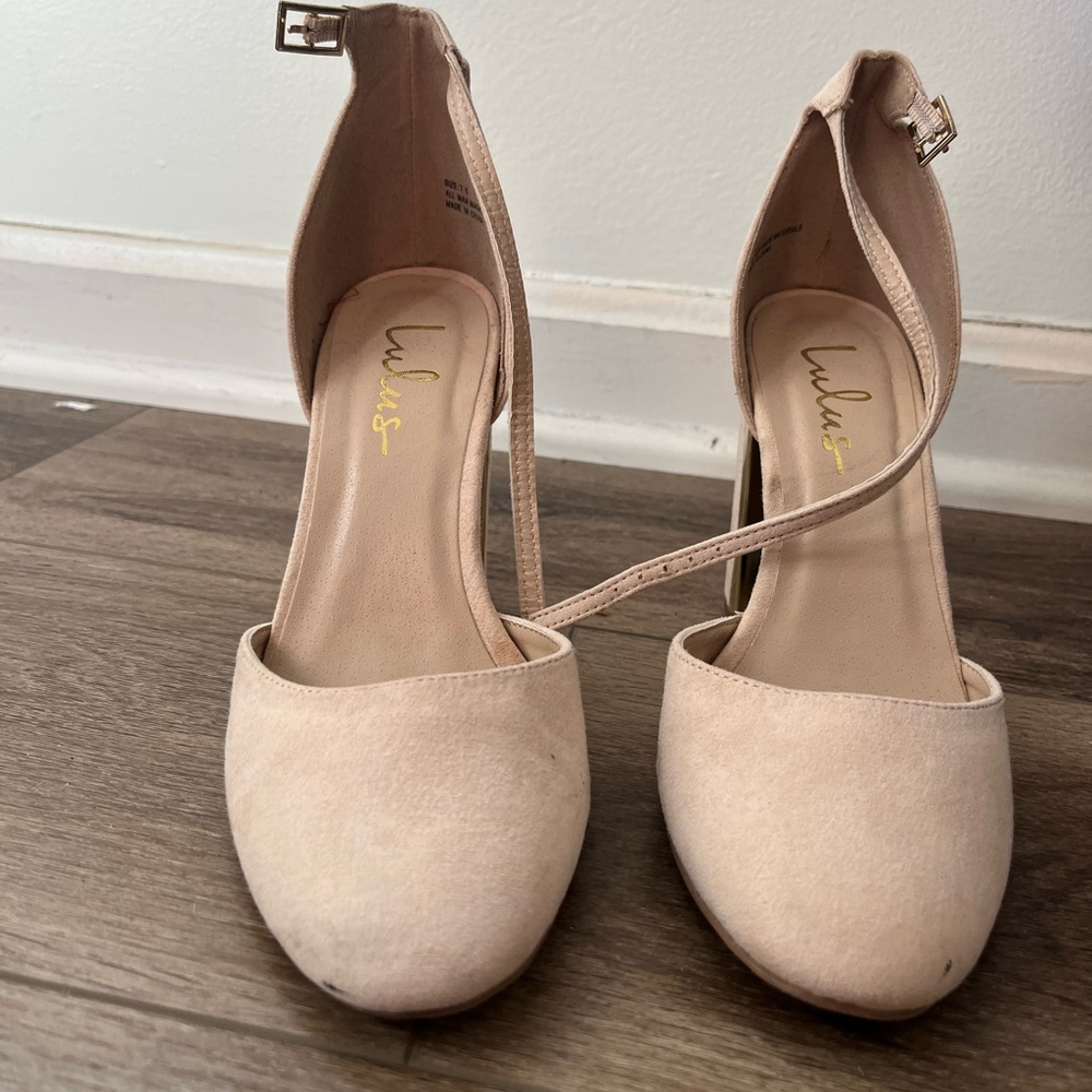 Lulus Nude Closed Toe Heels